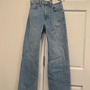 Abercrombie & Fitch The 90’s Relaxed High Rise Jeans